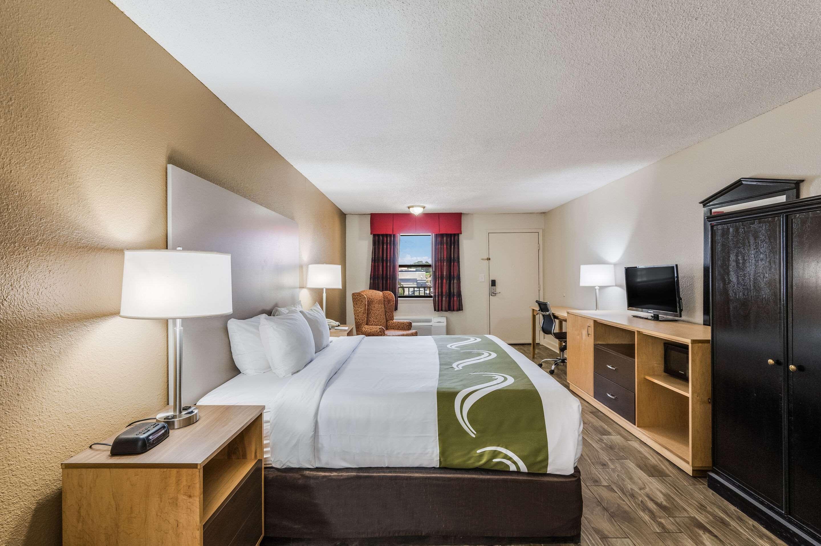 Quality Inn & Suites Hot Springs-Lake Hamilton Eksteriør billede