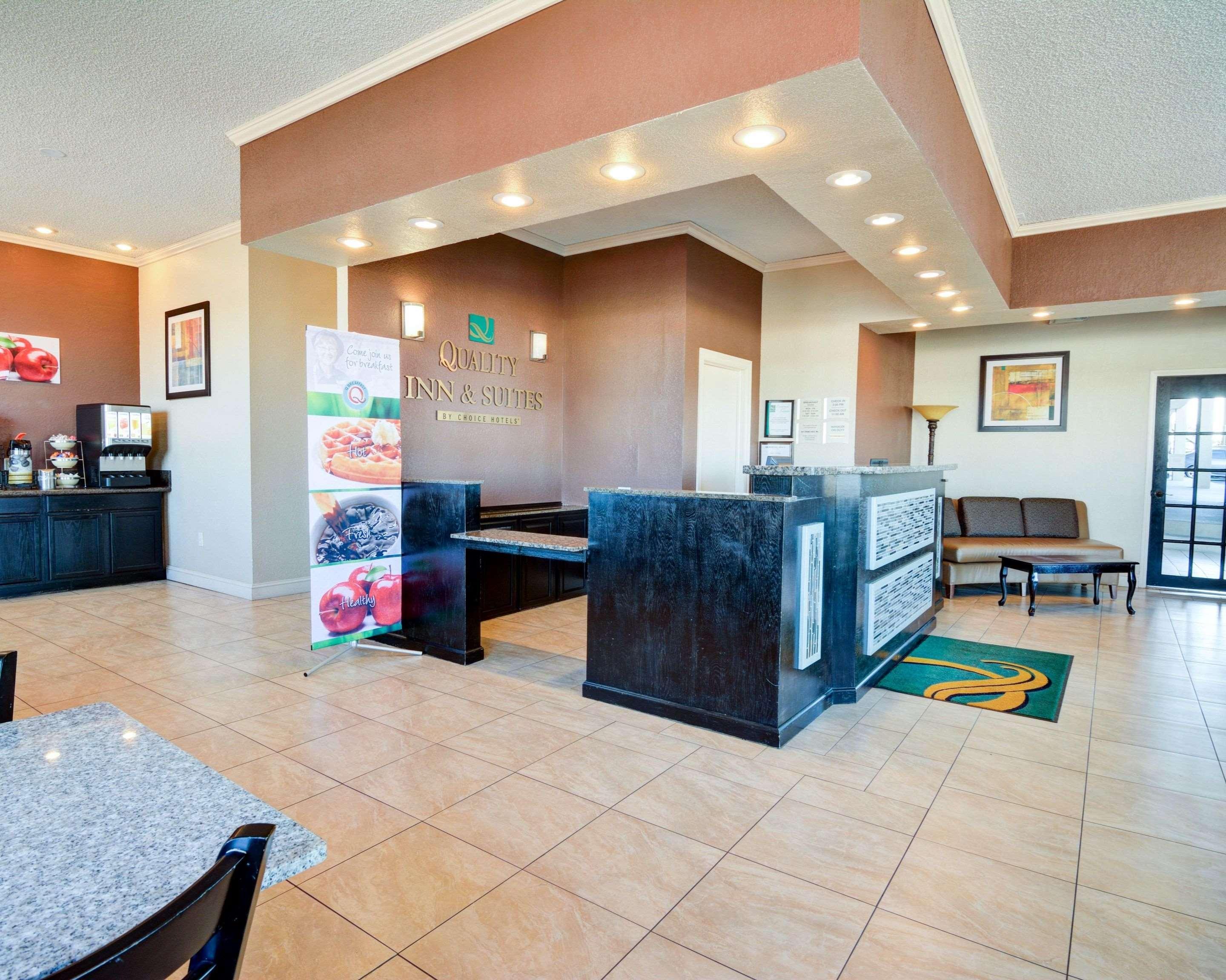 Quality Inn & Suites Hot Springs-Lake Hamilton Eksteriør billede