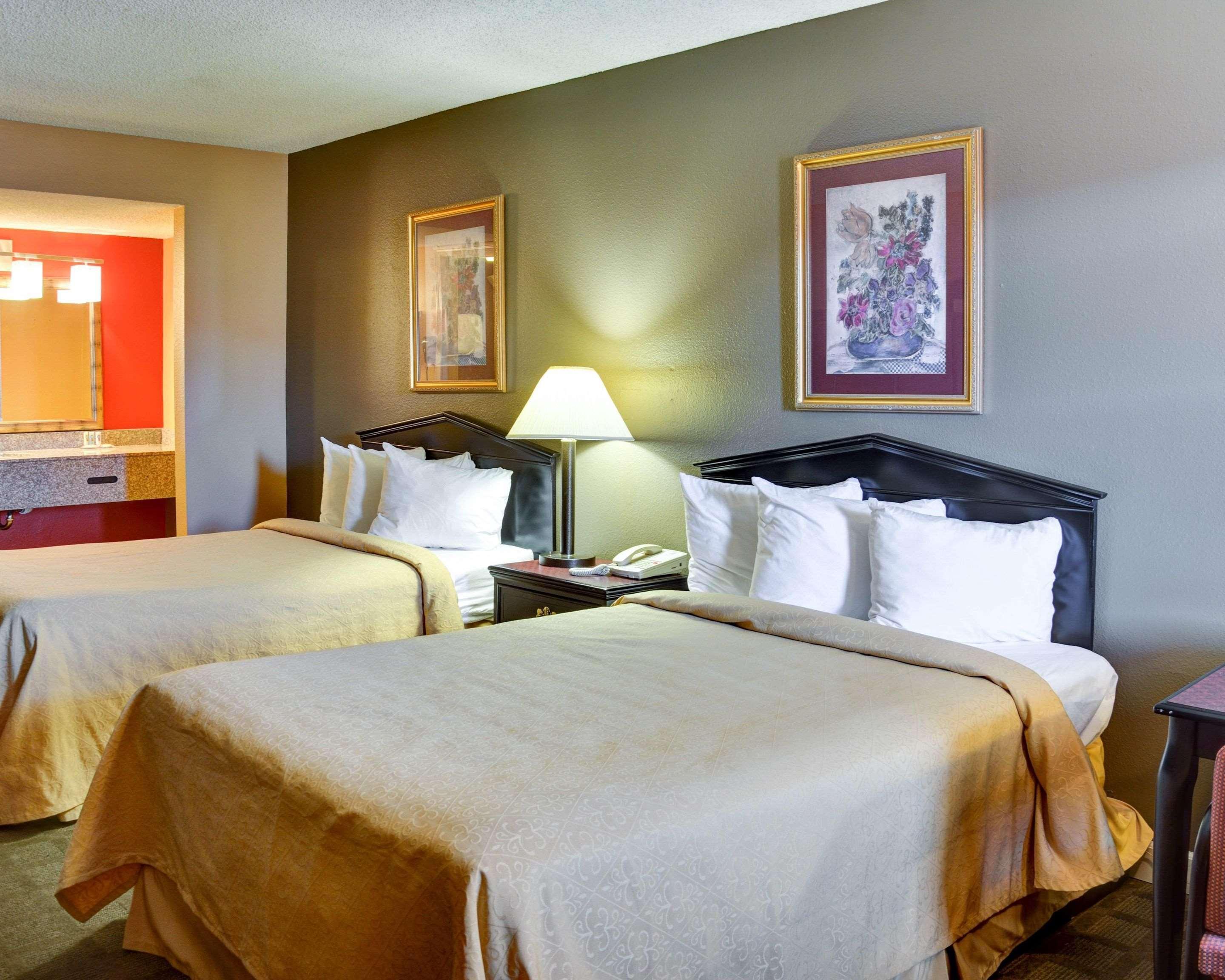 Quality Inn & Suites Hot Springs-Lake Hamilton Eksteriør billede