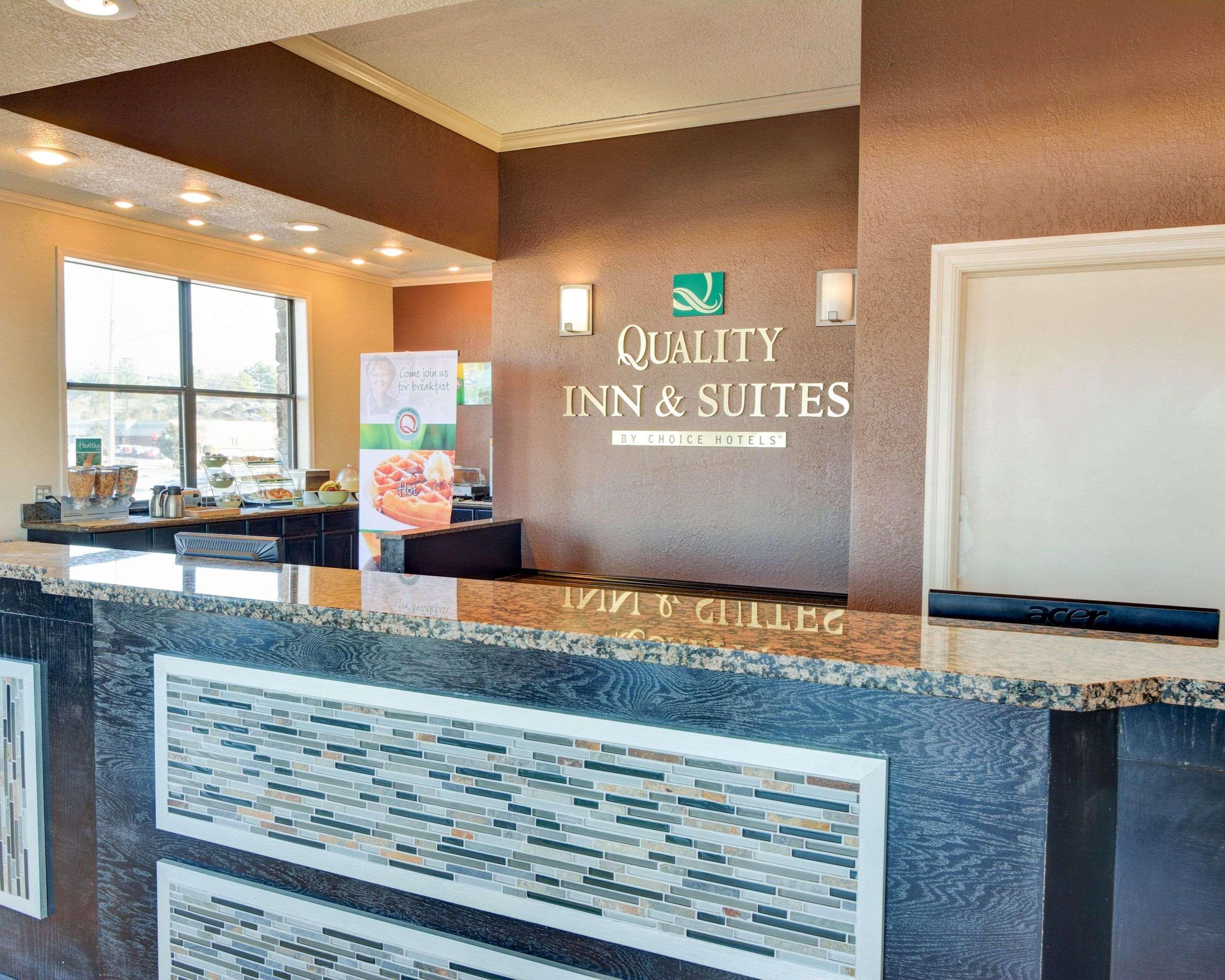 Quality Inn & Suites Hot Springs-Lake Hamilton Eksteriør billede