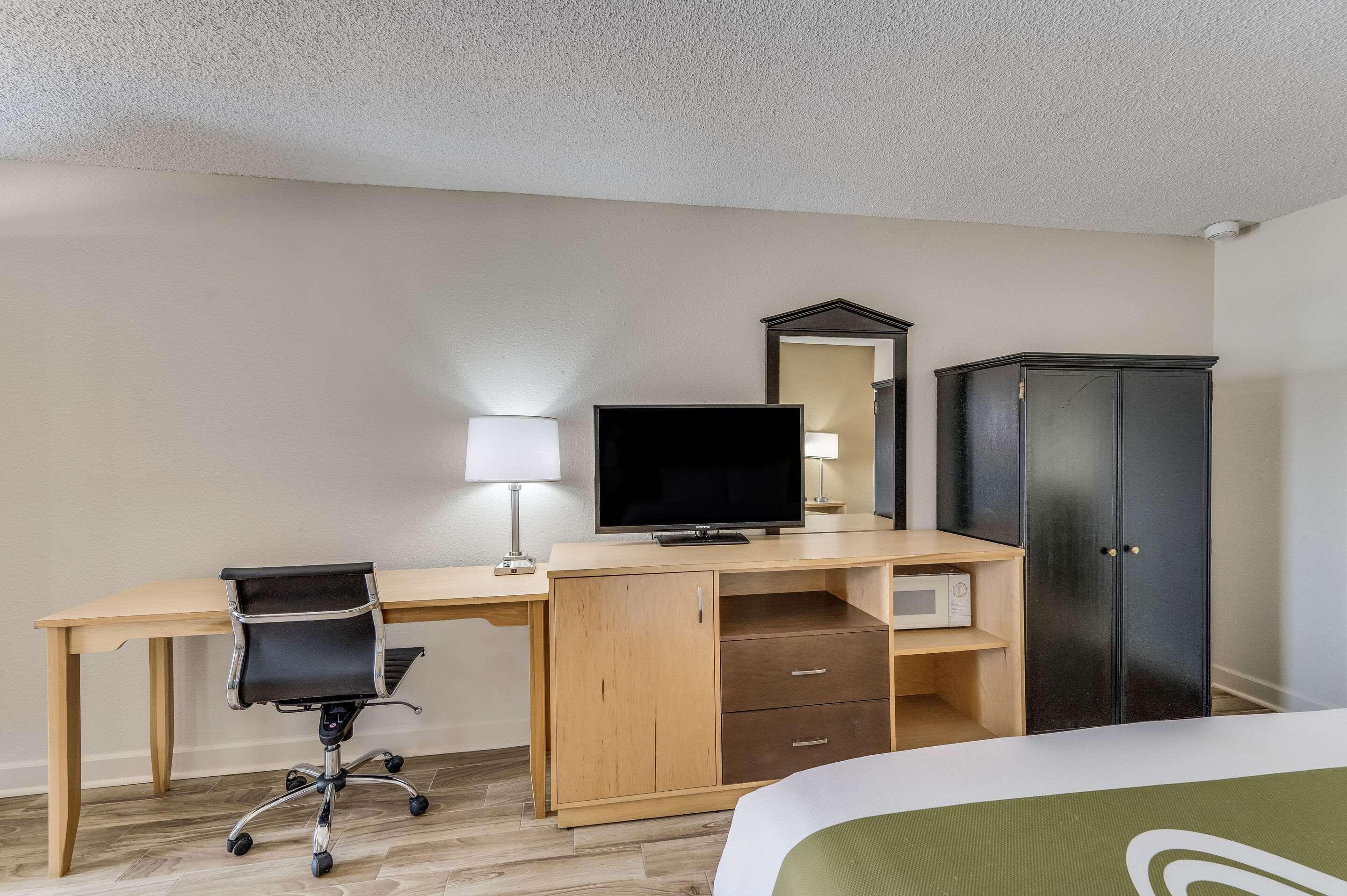 Quality Inn & Suites Hot Springs-Lake Hamilton Eksteriør billede