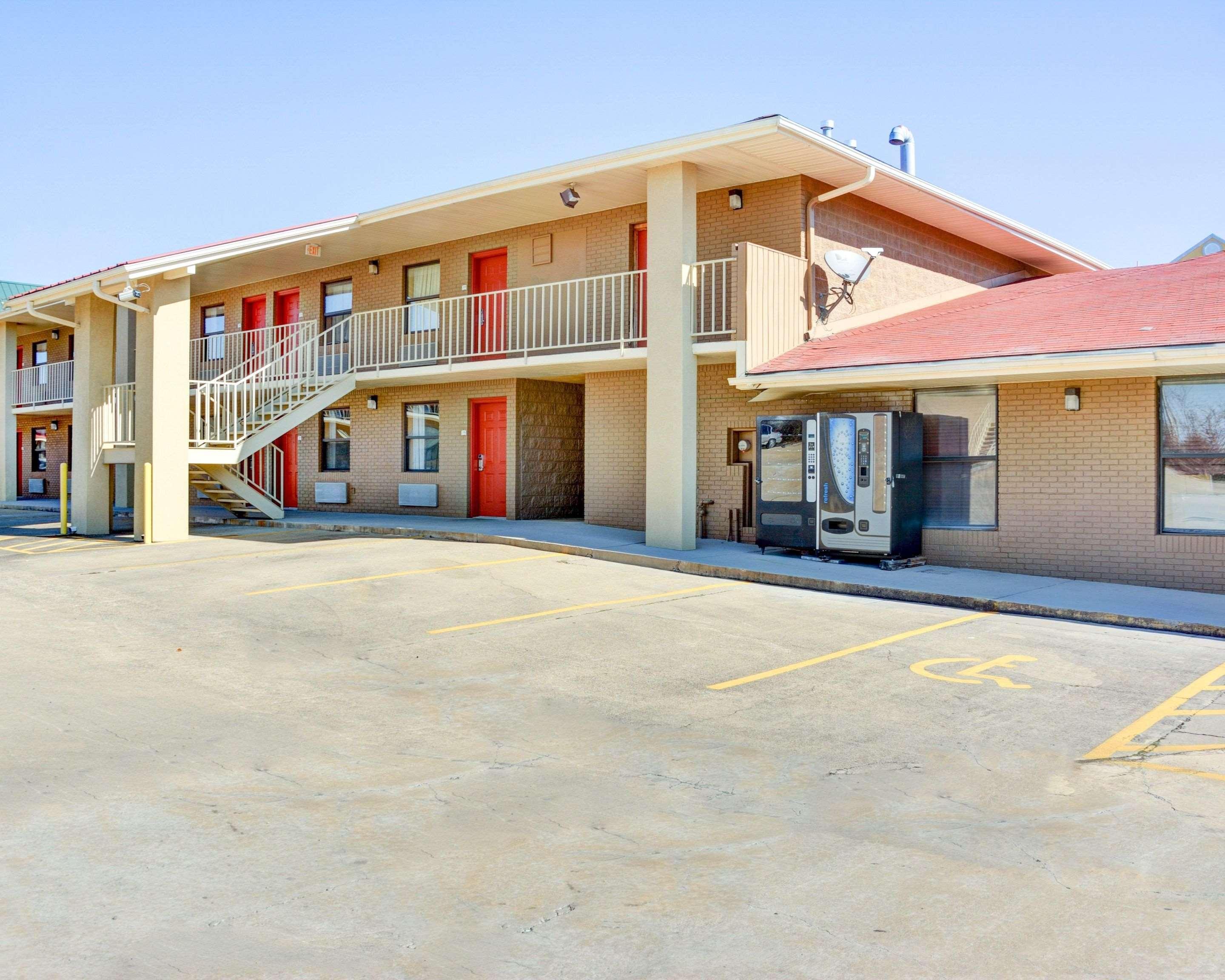 Quality Inn & Suites Hot Springs-Lake Hamilton Eksteriør billede